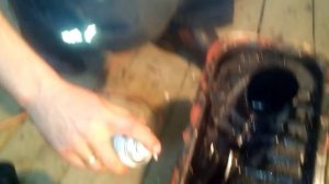 Удаляем старый герметик ч1