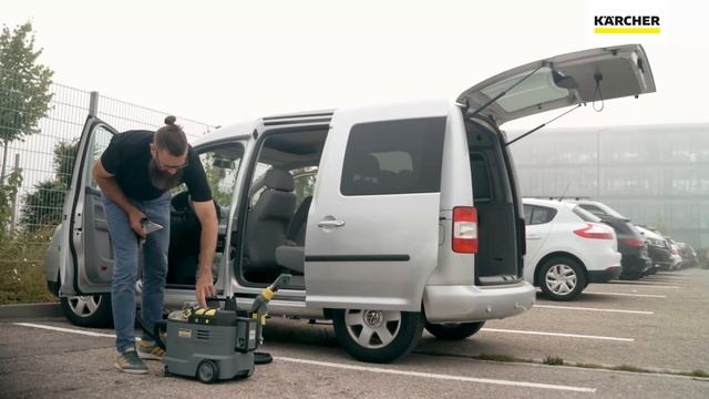 Применение аккумуляторных пылесосов Karcher BVL 5/1 Bp и Puzzi 9/1 Bp для очистки салона автомобиля смотреть онлайн