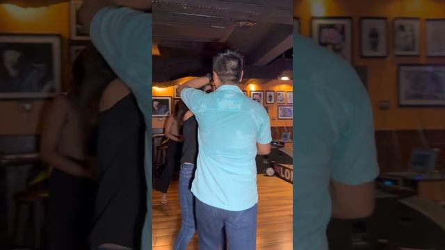 Nikita & Rohit dancing Salsa on Social Salsa at London Pub on June 8, 2023 смотреть онлайн
