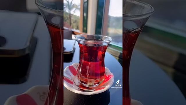 почему в турции пьют чай из мальенких стаканчиков смотреть онлайн