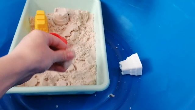 Кинетический ПЕСОК для детей. Строим замок из песка смотреть онлайн