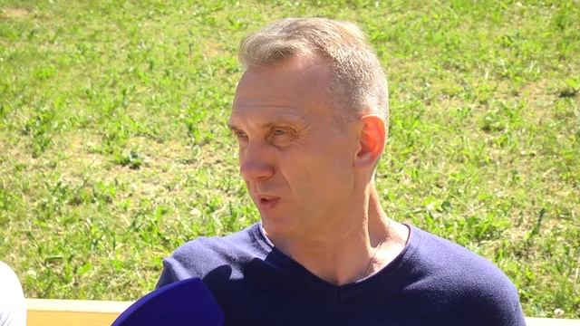 "Давеча" от 10.06.21 Городской отдых в стиле ню смотреть онлайн