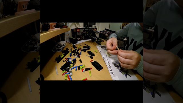 Lego (42118) Monster Jam Grave Digger - building смотреть онлайн