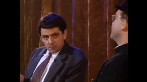 Роуэн Аткинсон - интервью с Элтоном Джоном (озвучка и перевод)