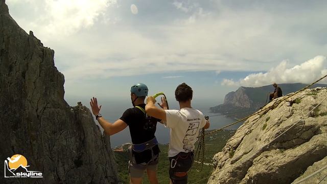 Миша Ilias-kay Rope jumping with Skyline x-team in Crimea смотреть онлайн