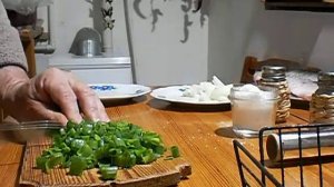 Караси в фольге на углях