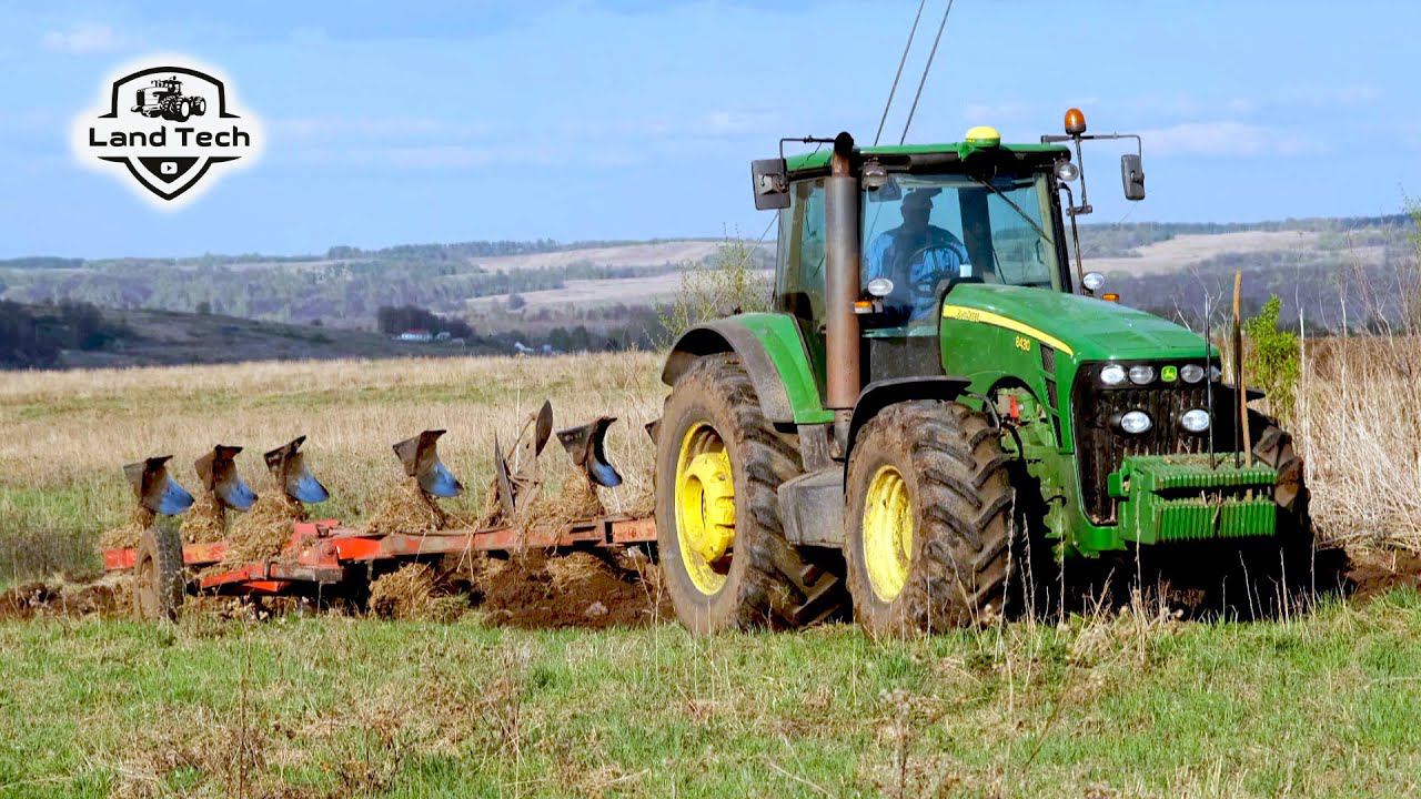 Российский оборотный плуг ПО-8/40К Волгаагромаш и трактор John Deere 8430 - вспашка залежной земли смотреть онлайн