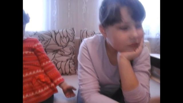 Настольная игра ЦАРЬ ГОРЫ! Анютка обиделась. Видео для детей смотреть онлайн