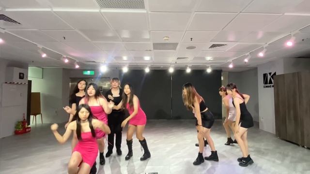 Dance | TWICE - 'Celebrate' Dance Practice Mirrored