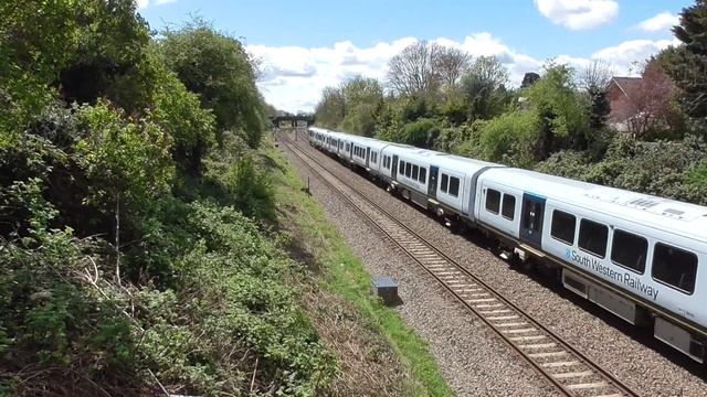 A busy day at Tuffley Jn Gloucester. Friday 28th April 2023 смотреть онлайн