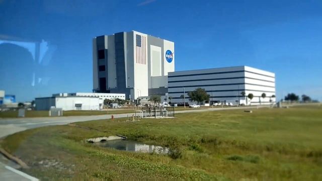 Поездка в космический центр NASA смотреть онлайн