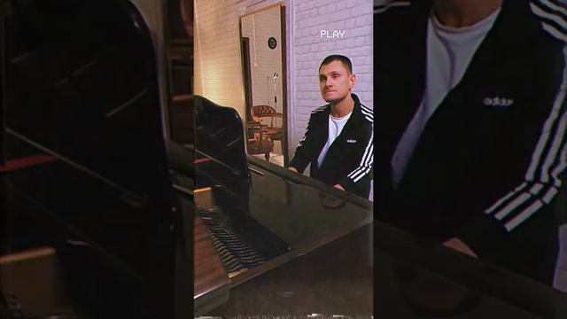 Андрей Головин - Elton John- We all fall in love sometimes (cover) Голос 10 смотреть онлайн