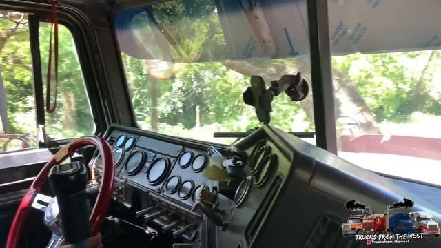 “TARIK”FREIGHTER FLD WITH A CUMMINS M11 SELECT PLUS ON 18 SPEED | CRAZY WHITE BOY #trucks #jamaica