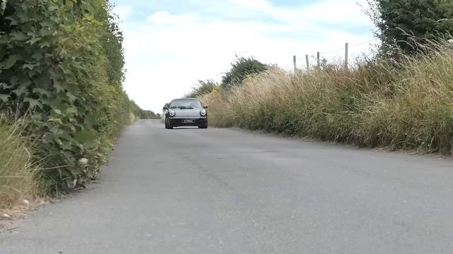 STOCK V MODIFIED Porsche 964s: The Big 2022 Head-to-head!