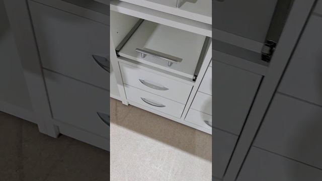 Маникюрный стол МС-130-2. Вытяжка AirMaster Buran. смотреть онлайн