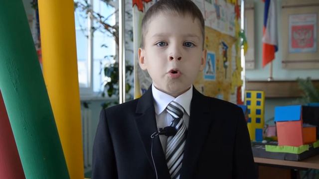 Страна читающая — Дмитрий Карчев читает произведение «Гляну в поле...» С. А. Есенина смотреть онлайн