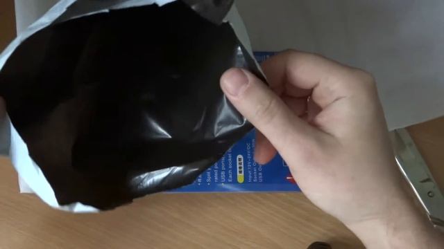 #Распаковка разветвителя в прикуриватель с выключателем с Aliexpress смотреть онлайн