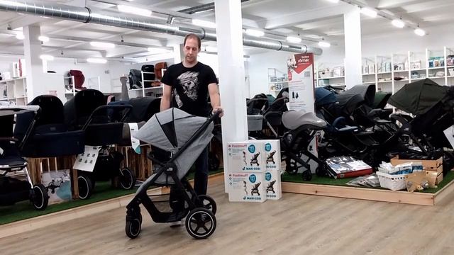 Britax Römer B Agile vorgestelt vom Naturzwergenreich смотреть онлайн