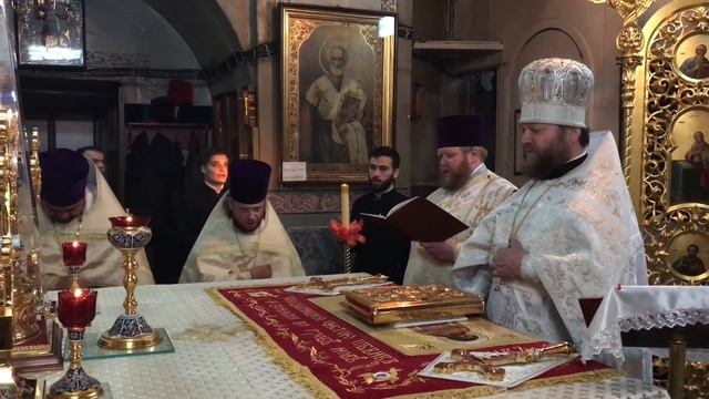 Utrenia pascală la Mănăstirea Ciuflea смотреть онлайн