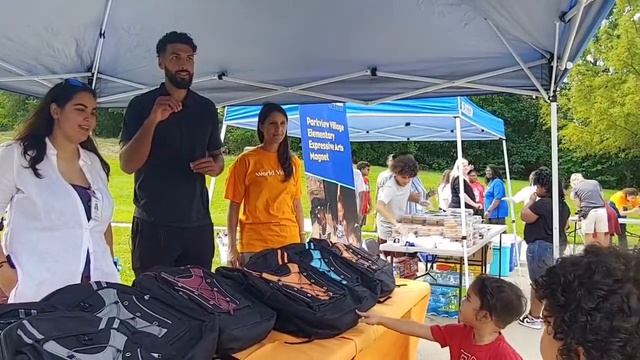 WATCH NOW: NBA player gives back to his elementary school смотреть онлайн