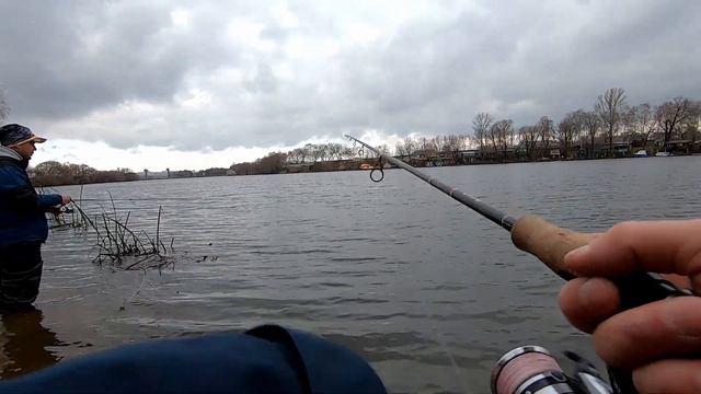 Четверо в Беседах. Ловим на джиг смотреть онлайн