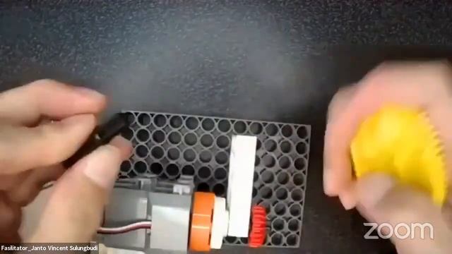 Workshop Coding dan Robotik Scratch for Arduino Sesi Guru смотреть онлайн