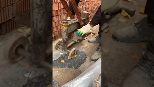 ?♂️ Гиперпресованный кирпич. stroydoma24.ru #строительстводома #фундамент #кирпич смотреть онлайн