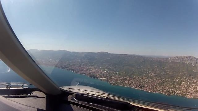 Visual Approach Anto RWY23 at Split Airport/LDSP Onboard Beechcraft Premier 1 смотреть онлайн