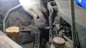 Замена приводного ремня Mazda 6 GG. Или как выкрутить заломыш...