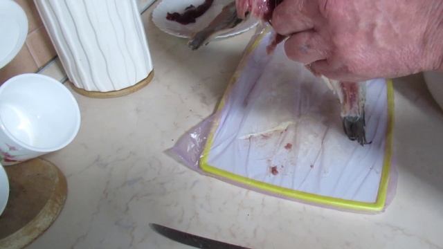 Как разделать селедку и подать вкусно. Russian kitchen. смотреть онлайн
