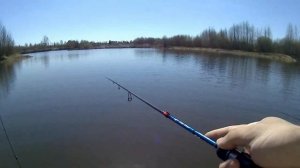 Рыбалка 1 мая на ультралайт, щука! Малый деревенский пруд!!