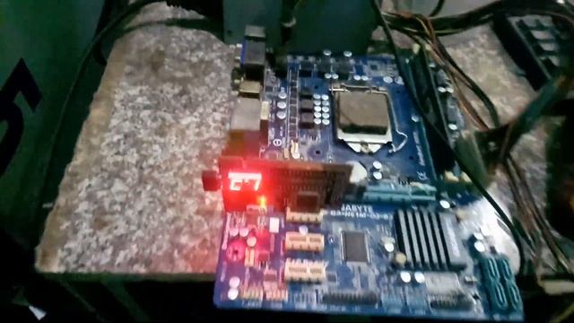 chia sẻ điện tử main gigaH61m-d2-b3 không nhận RAM смотреть онлайн