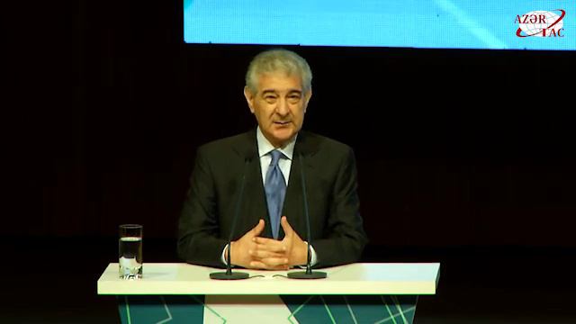 Проходит II съезд азербайджанских студентов смотреть онлайн