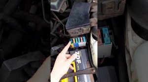 Не заводится лада приора, выбивает предохронитель