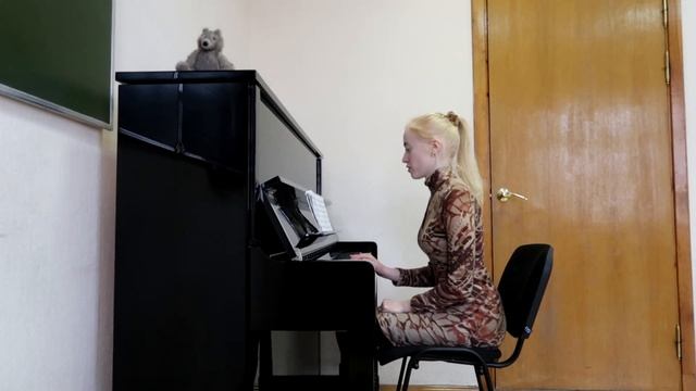 15 ДИКТАНТ для 1 класса: СИ МИНОР. Как развить слух? СОЛЬФЕДЖИО смотреть онлайн