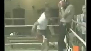 Майк Тайсон Mike Tyson тренировки training.flv