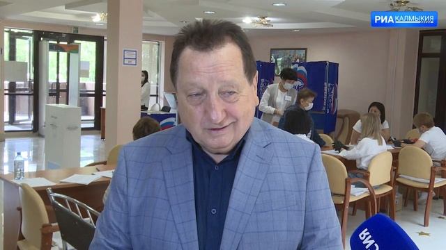 Жители Калмыкии приняли активное участие в праймериз «Единой России» смотреть онлайн