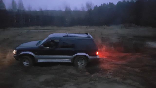 Ford Explorer 2 смотреть онлайн