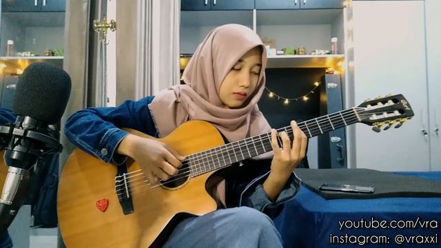 Salshabilla - "Malaikat Baik" Guitar Fingerstyle Cover смотреть онлайн