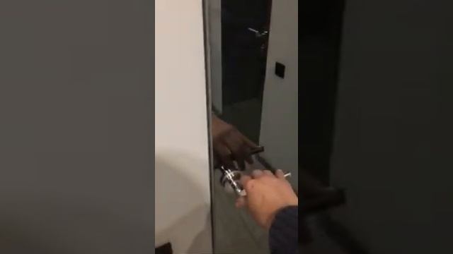 Зеркальные двери смотреть онлайн