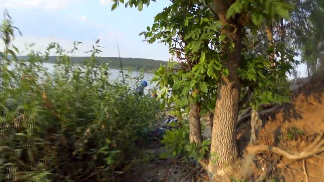 Рыбалка с ночёвкой на леща l Раздача леща на Осколе l Фидер на леща смотреть онлайн