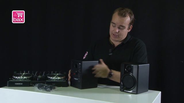DJ Startersset - Reloop BeatMix set смотреть онлайн