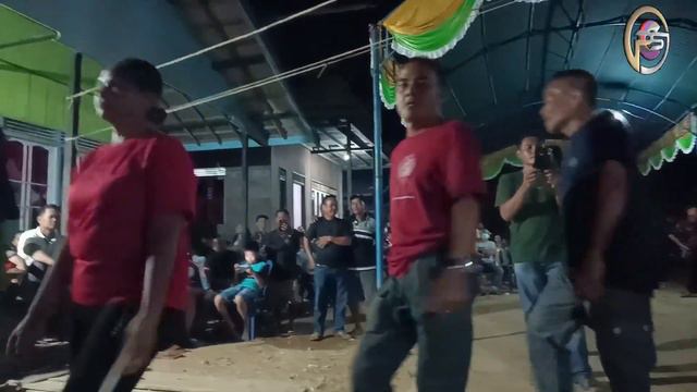 Karungut Tandak Timang ~ Risna L Agan ~ malam puncak Tiwah di Pelangkong Kel. Kuala Kuayan смотреть онлайн