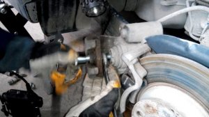 Замена задних колодок VW Tiguan без компьютера !!!подложите старую колодку под болт!!!