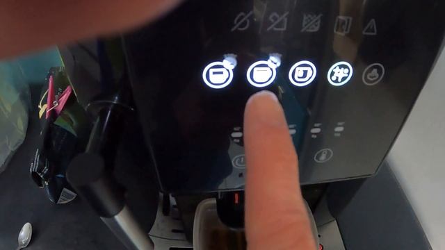 vidéo présentation et test de la cafetière Qilive Q.5404 смотреть онлайн