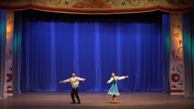 «Через речку-реченьку», студенты МГИК. “Across the river-river”, students of the MSIC. смотреть онлайн