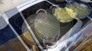 СУП ГРИБНОЙ ИЗ СОЛЕНЫХ ГРУЗДЕЙ НА МЯСНОМ БУЛЬОНЕ (ГРУЗДЯНКА) ВКУСНО, БЫСТРО!!!