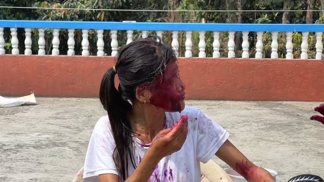 Colours Vs Belt Vs Canning / Holi Special Game Challenge смотреть онлайн