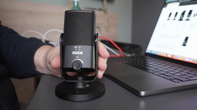 Spela in podd på språng med Røde NT USB Mini смотреть онлайн