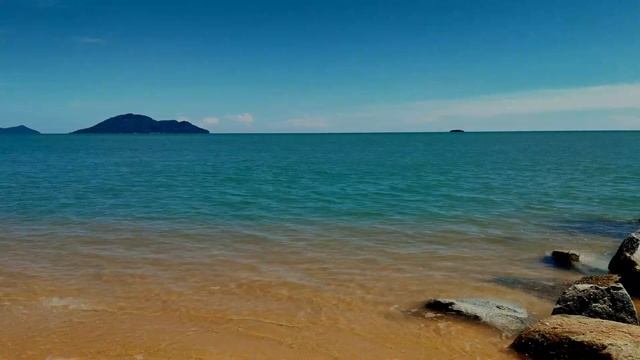 Ocean Waves Crashing On Beach And Rocks | White Noise For Relaxation, Study, Sleep And Meditation